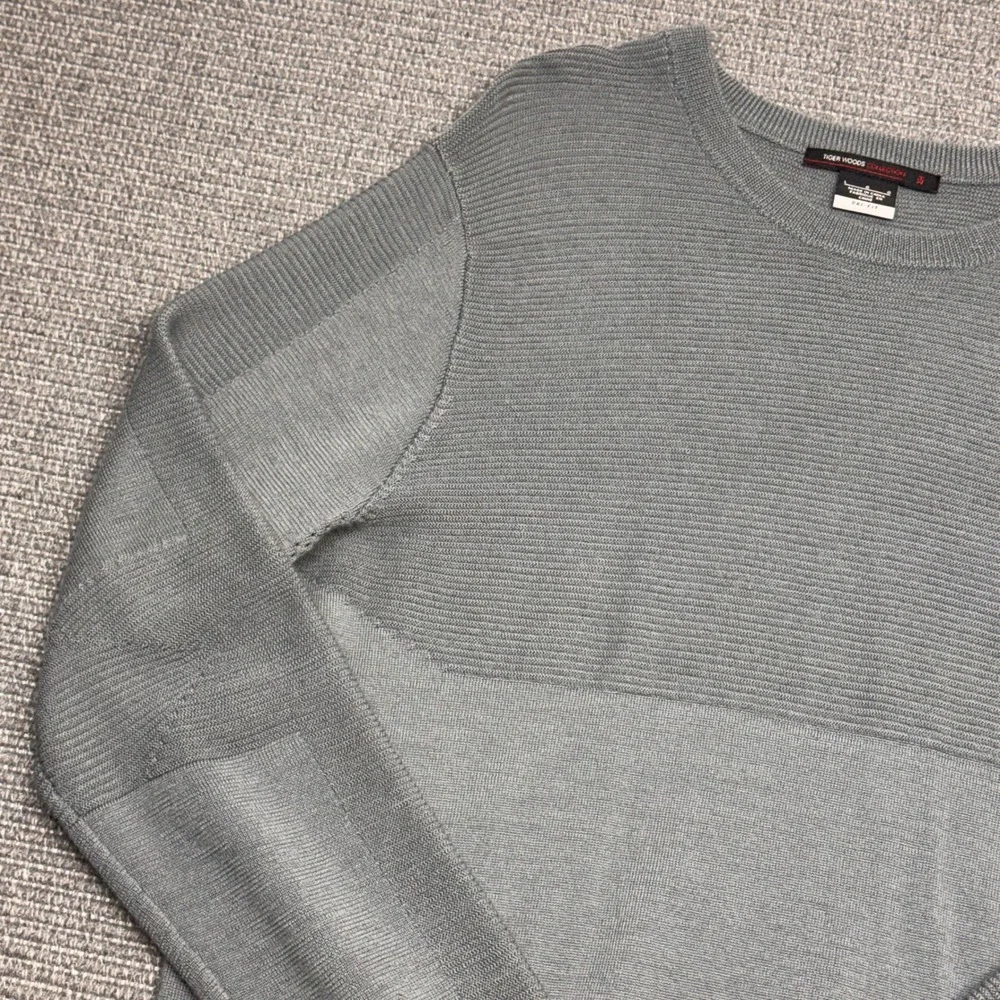 Nike Tiger Woods Collection Dri-FIT Grey Ribbed Knit Golf Sweater‎ Mens Large